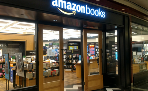Lý do Amazon đầu hàng trong mảng kinh doanh hiệu sách truyền thống