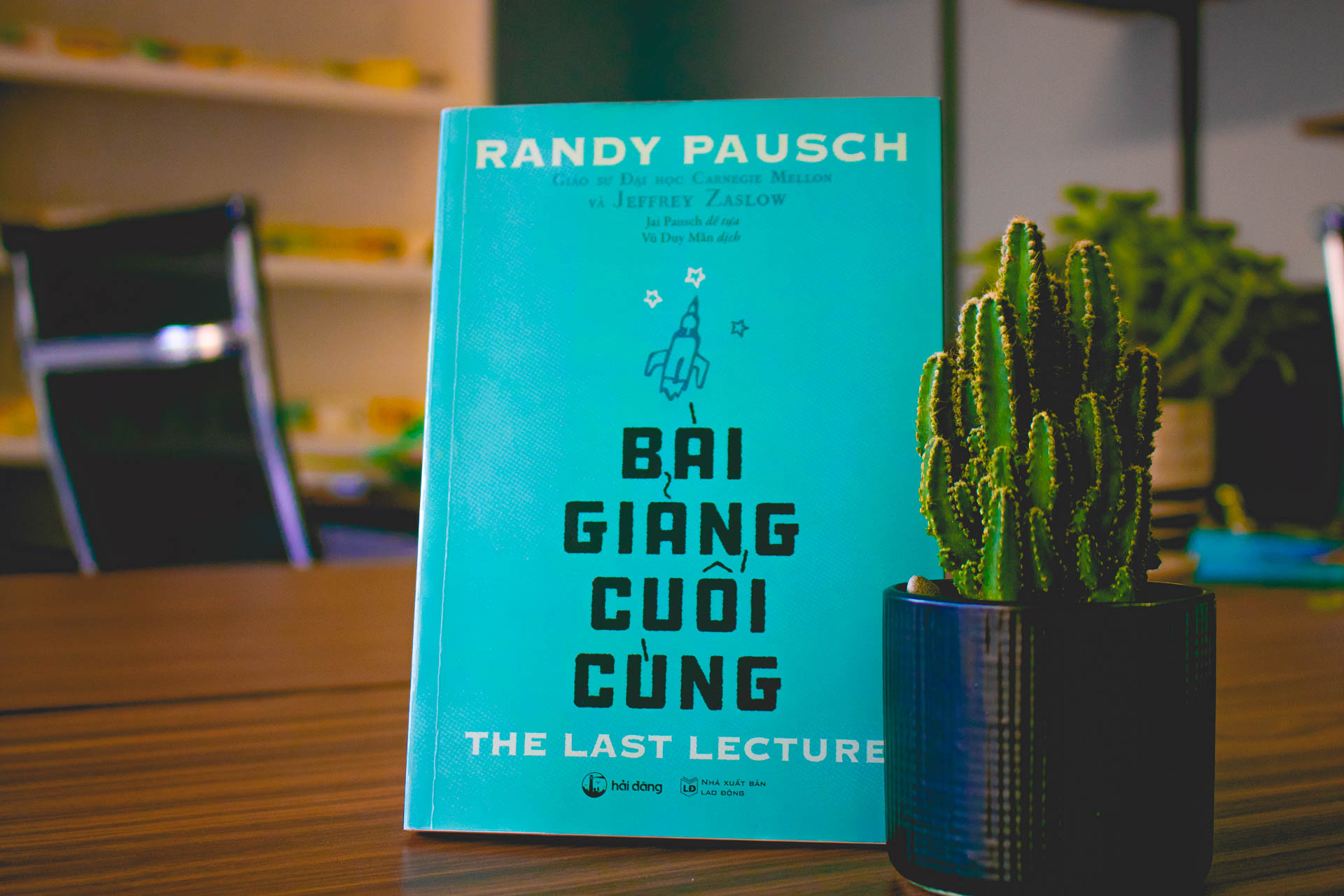 Bài giảng cuối cùng của Giáo sư Randy Pausch: Cuốn sách mà bạn trẻ nào cũng nên đọc một lần trong đời