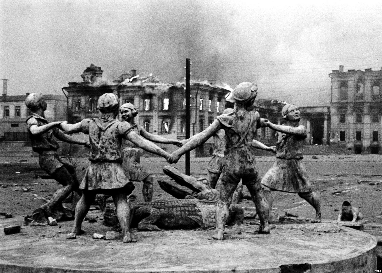 Trận chiến định mệnh Stalingrad nhìn từ khía cạnh con người