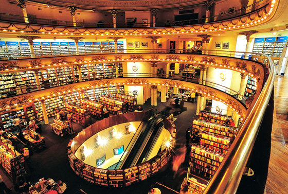 Tham quan nhà sách cổ đẹp tráng lệ vào hàng nhất nhì thế giới