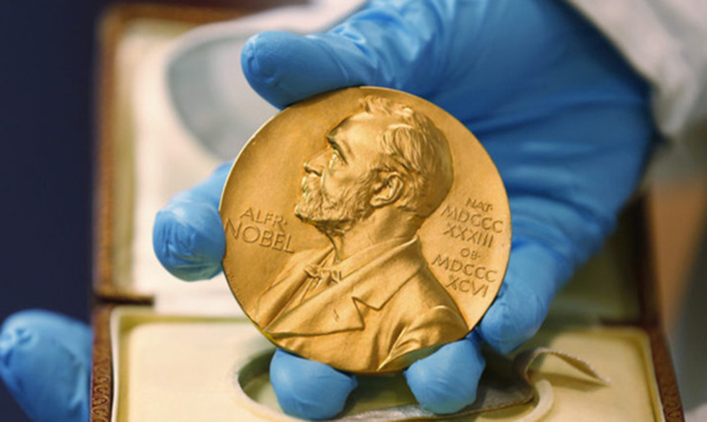 Giải Nobel văn chương được đề cử và trao như thế nào?