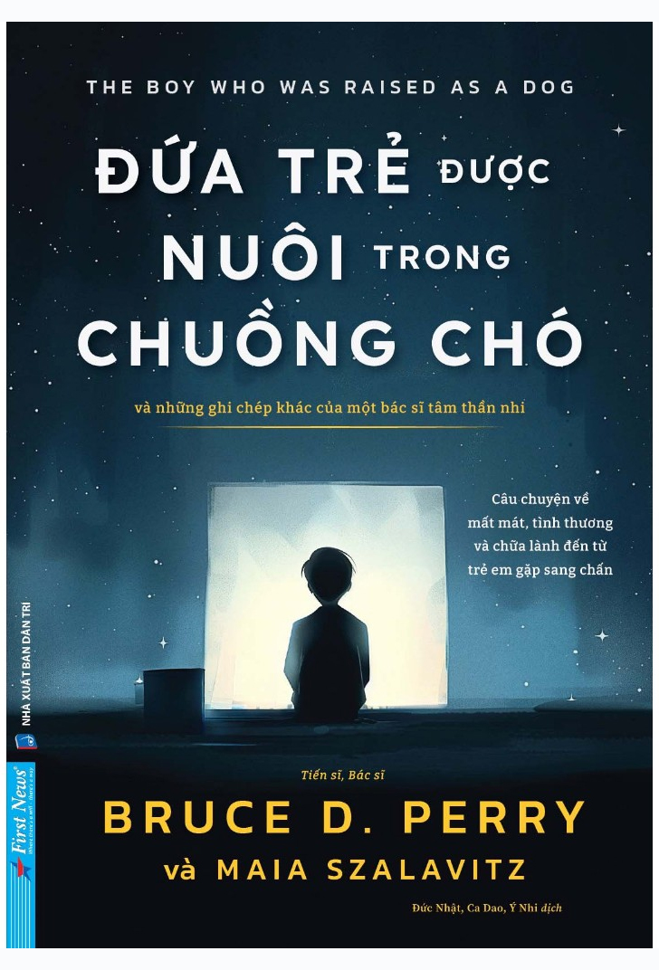 Đứa Trẻ Được Nuôi Trong Chuồng Chó