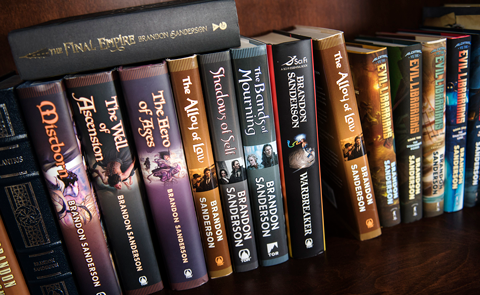 Nhà văn huy động 15,4 triệu USD trong một ngày để xuất bản sách