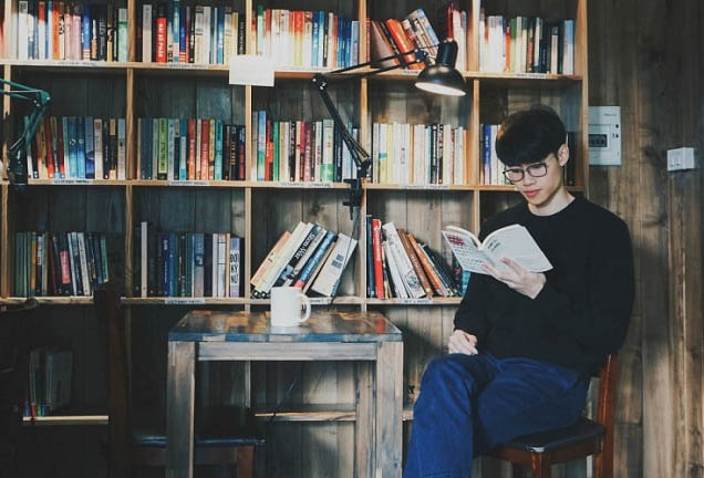 Nghệ thuật đi cà phê sách