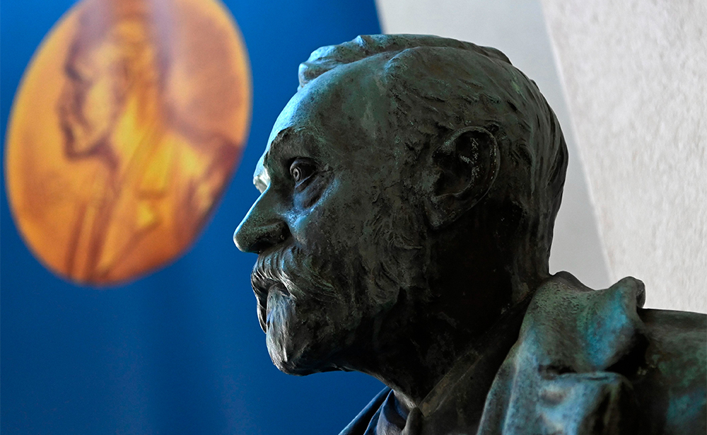 Quốc gia nào có nhiều giải Nobel Văn Học nhất thế giới?