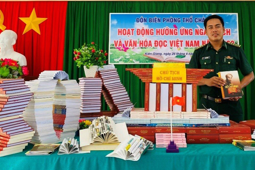 Cuộc thi giới thiệu sách về Chủ tịch Hồ Chí Minh