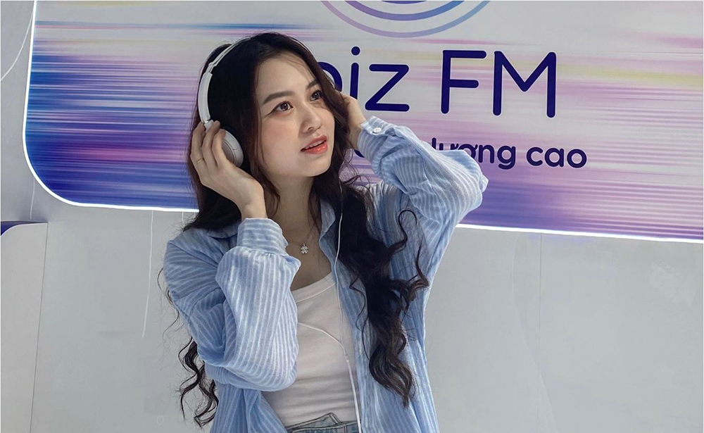 Tác giả trẻ bức xúc với audiobook lậu