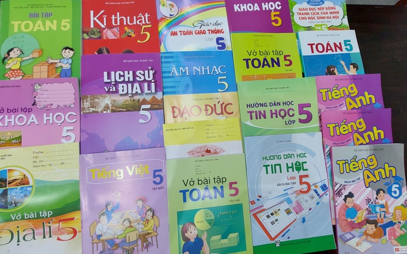 Không để xảy ra tình trạng thiếu sách giáo khoa