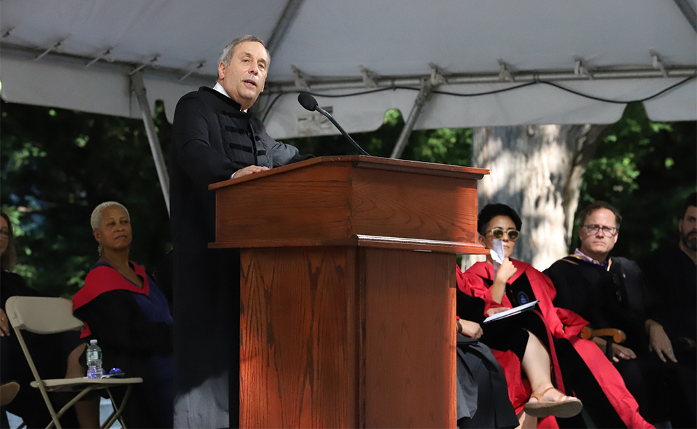 Thế giới không vì bạn tốt nghiệp Harvard mà đối xử tốt với bạn