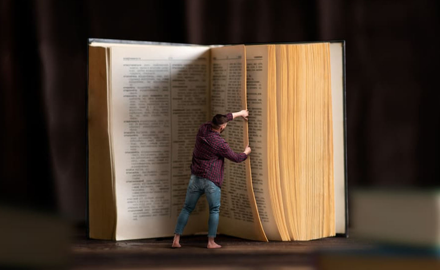 Từ 10 cuốn tiểu sử đáng đọc, người trẻ học được gì? (Phần 2)