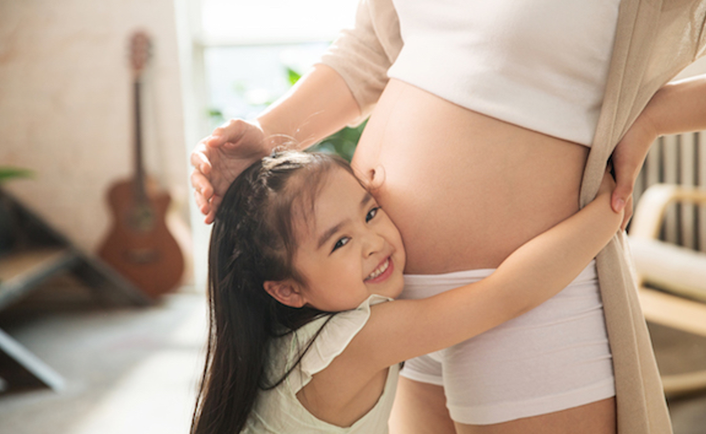 Top 10 cuốn sách bán chạy nhất, hay nhất về mang thai và nuôi con nhỏ