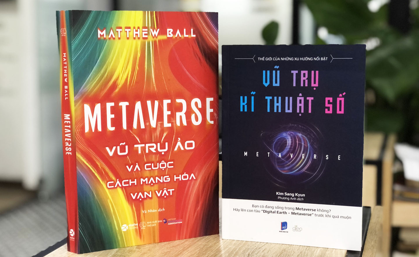 2 cuốn sách giúp bạn hiểu rõ về