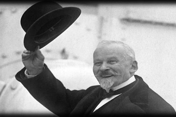 Người đưa chủ nghĩa self-help đến nước Mỹ