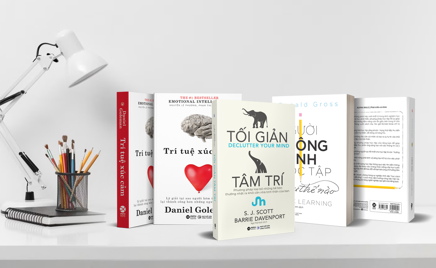 Top 3 cuốn cẩm nang để bạn trở nên tinh tế, phát triển EQ
