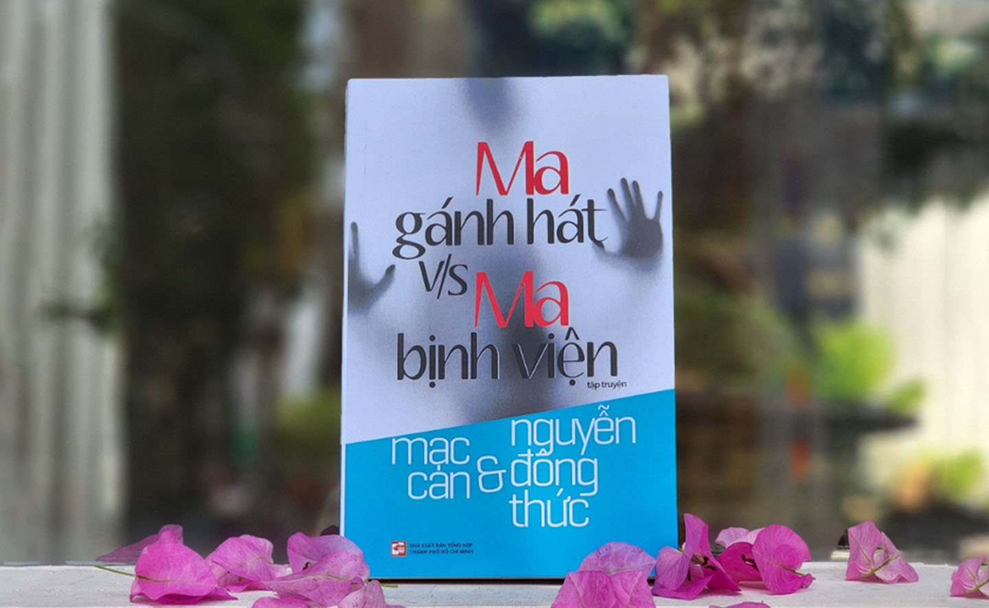 Tác phẩm đáng chú ý trong tuần: “Ma gánh hát v/s Ma bịnh viện” - Trong “ma” có người, trong “người” có ma!