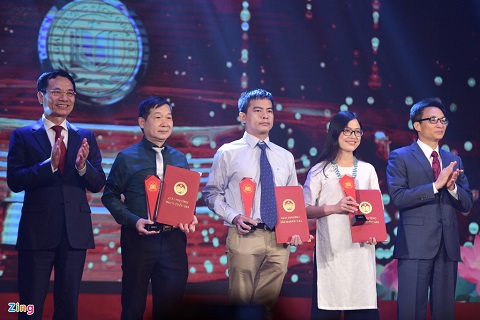 PGS. TS - Dịch giả Lê Đình Chi: Thói quen đọc đã giúp tôi học tốt ngoại ngữ