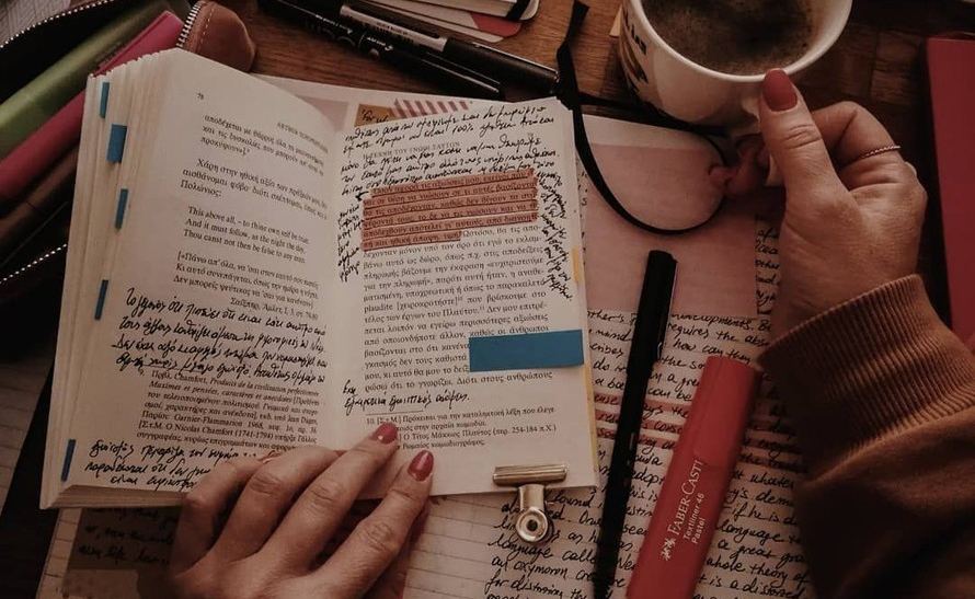 Những dòng nguệch ngoạc bên lề sách