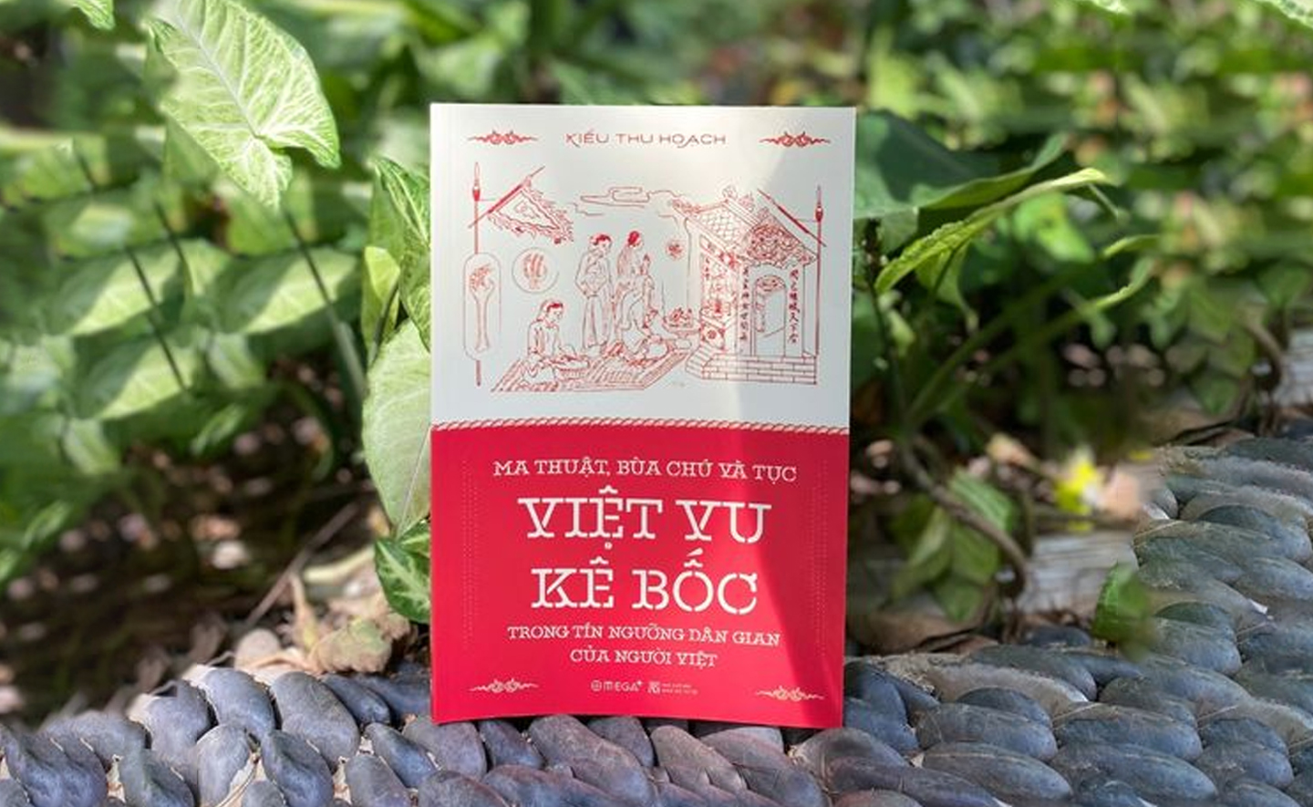 Ma thuật, bùa chú và tục Việt vu kê bốc trong tín ngưỡng dân gian