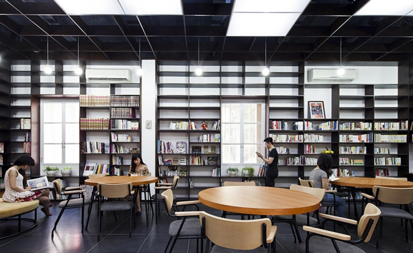 8 thư viện ở Hà Nội có không gian đọc và học tập cực xịn