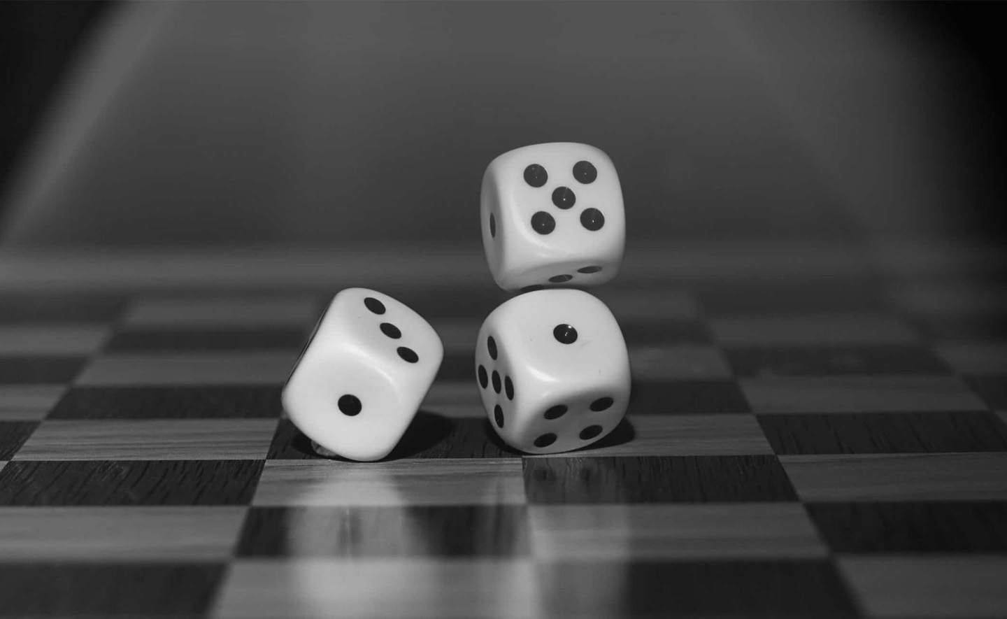 3 bài học bạn có thể thu được từ cuốn sách “Trò đùa của sự ngẫu nhiên”