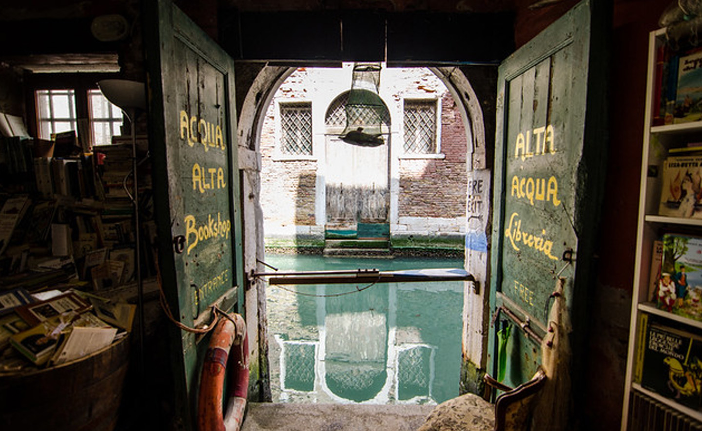 Lạc lối ở 10 hiệu sách truyền cảm hứng trên khắp thế giới