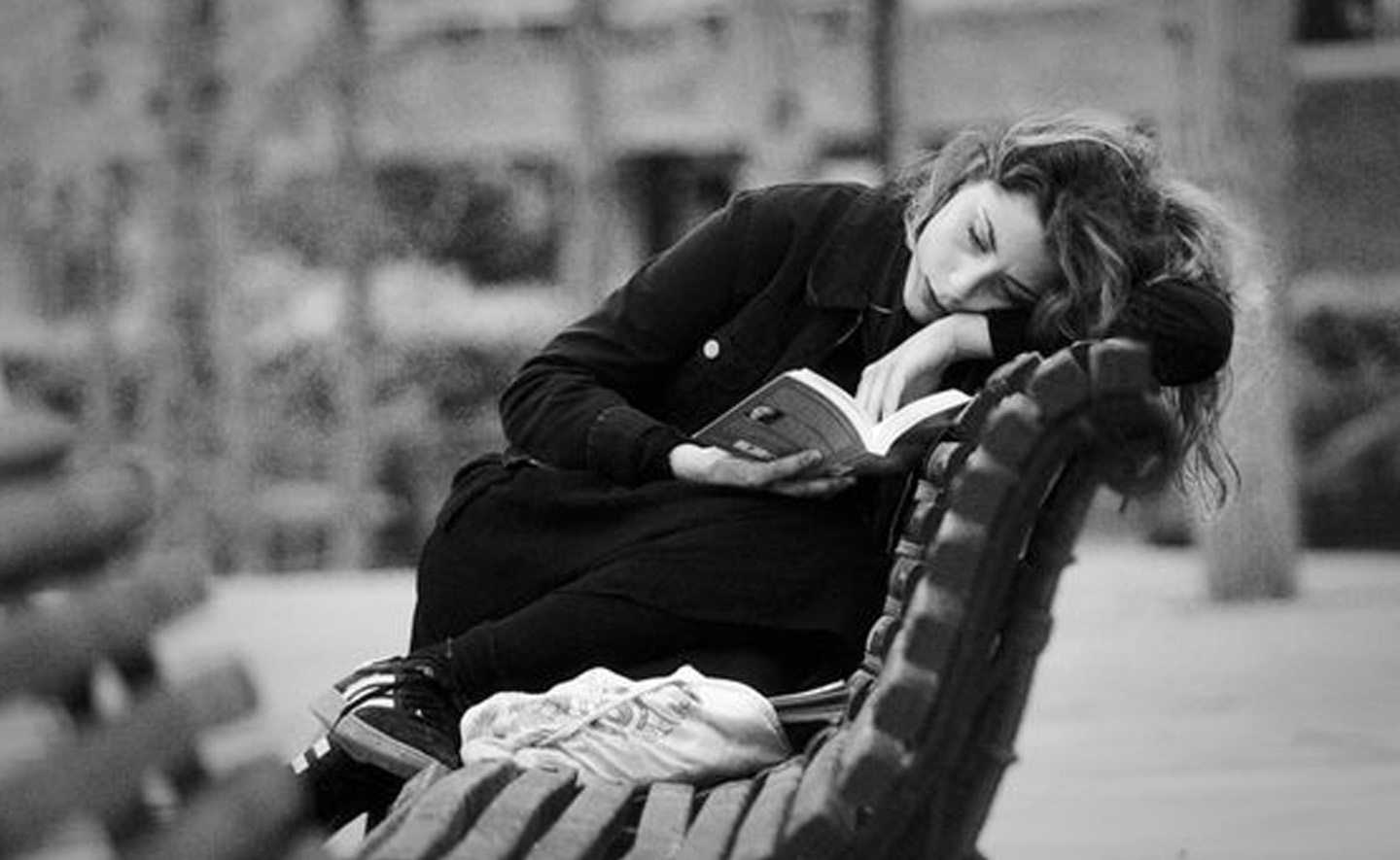 Sức mạnh chữa lành của việc đọc