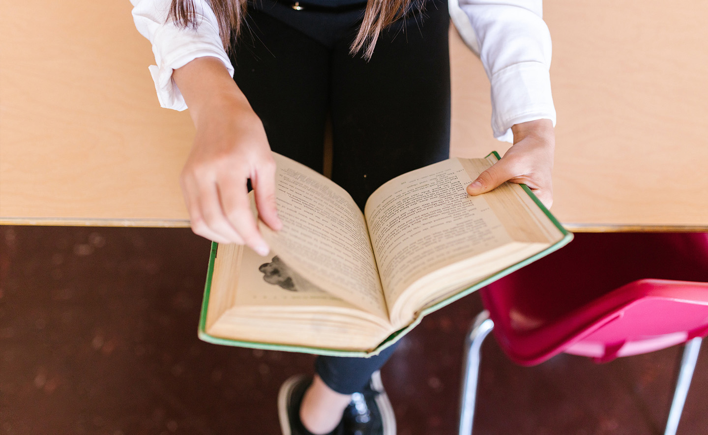 Những mẹo để khơi dậy niềm yêu thích đọc và viết ở trẻ mắc chứng khó đọc