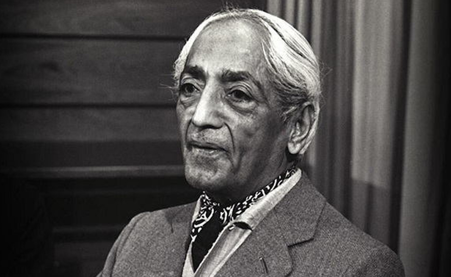 10 trích dẫn của Krishnamurti về ý nghĩa cuộc sống