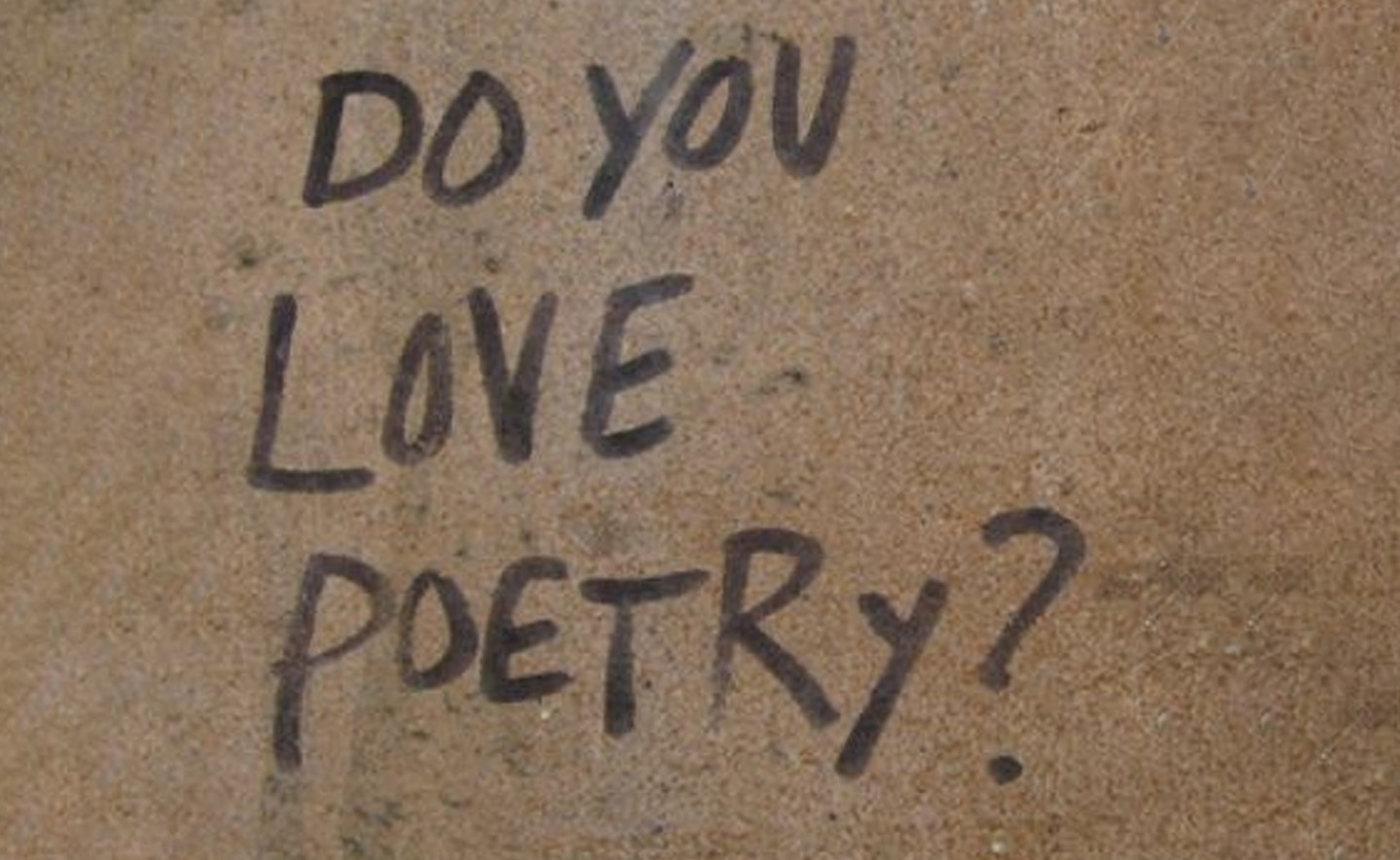 Tại sao thơ lại là cách biểu đạt tình yêu hay nhất?