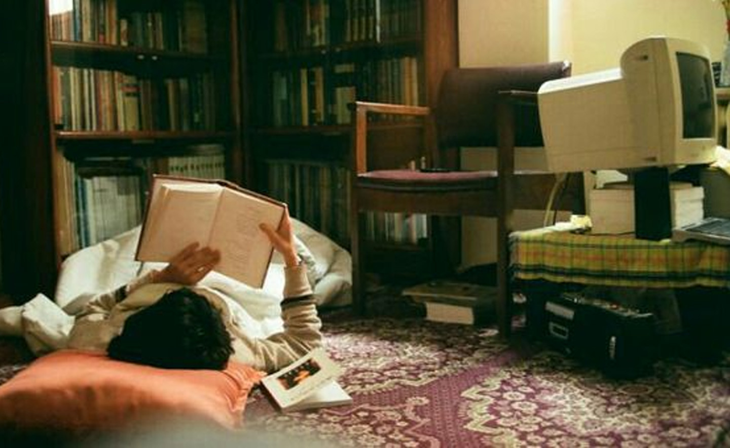 15 cách đơn giản và sáng tạo để bạn đọc thêm được nhiều sách hơn