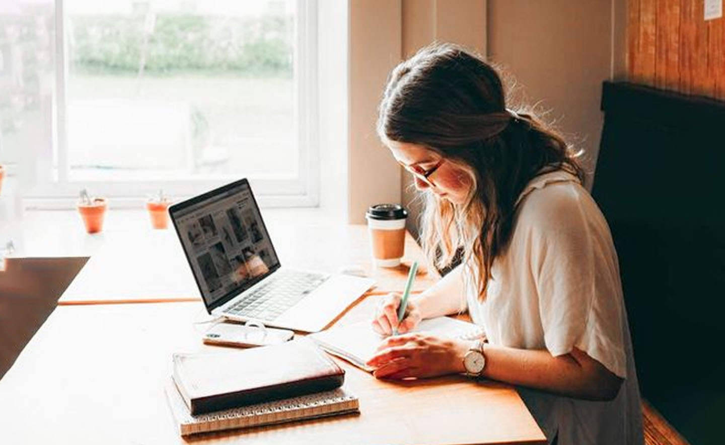 12 cuốn sách cần đọc cho những ai làm freelancer