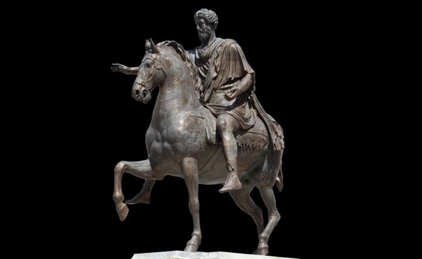 44 câu trích dẫn hay và quan trọng của Marcus Aurelius về ý nghĩa của việc sống một cuộc sống tốt đẹp