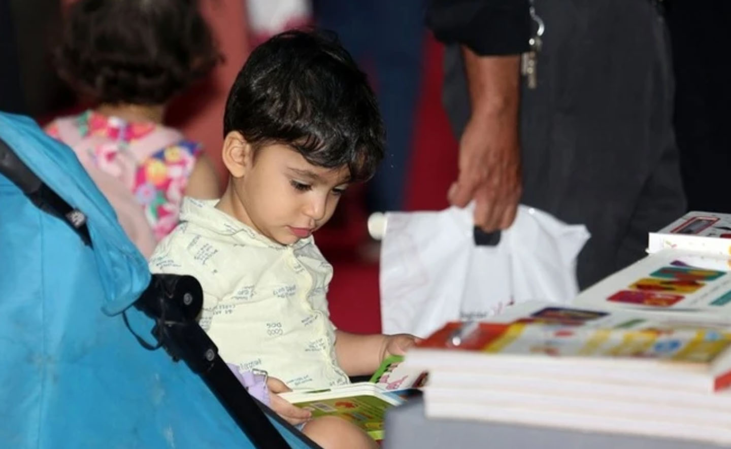 Ngày Sách và Bản quyền thế giới: Dấu ấn đọc của mỗi quốc gia