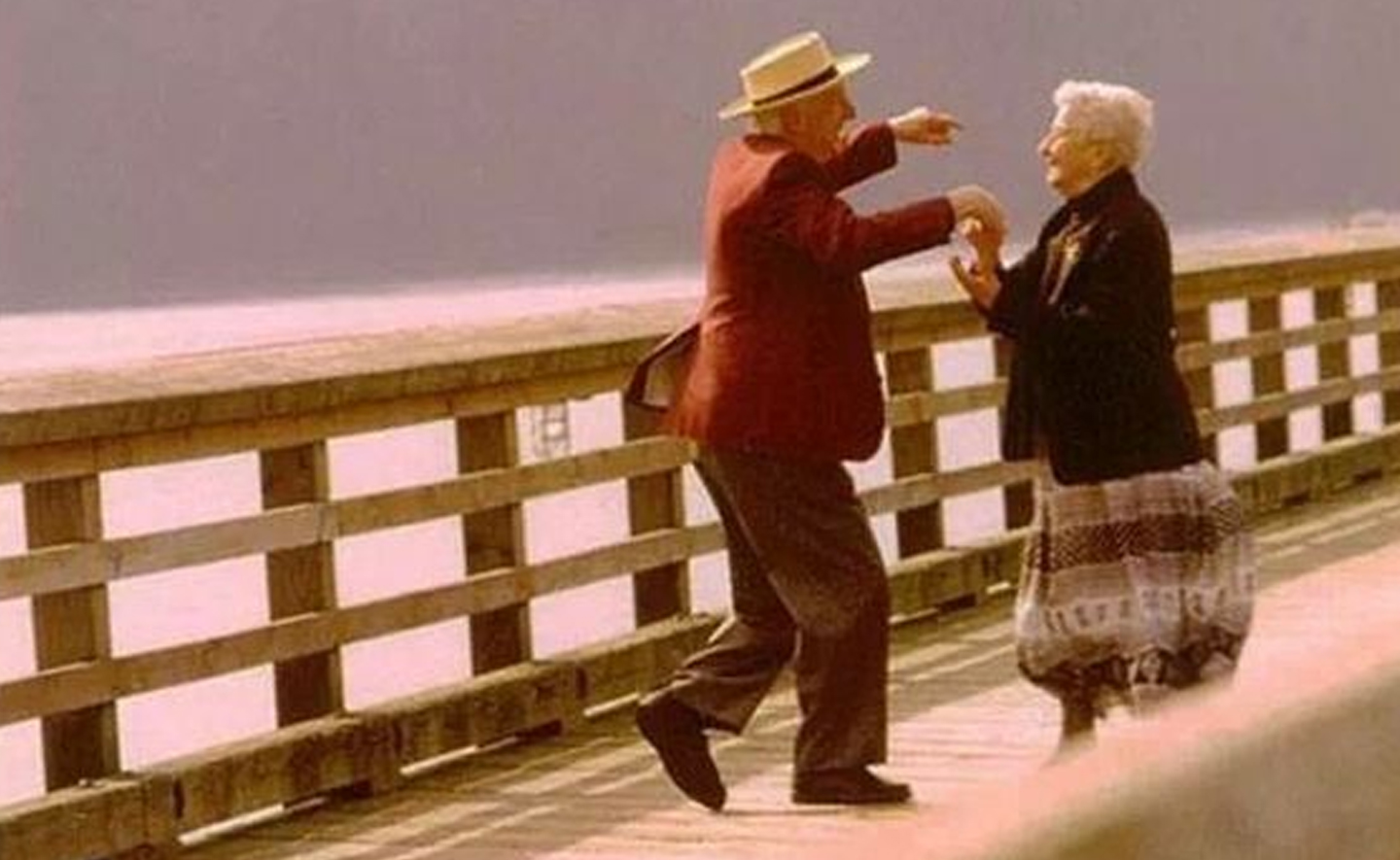 Đọc Nietzsche có thể giúp ích cho đời sống tình cảm của bạn như thế nào?