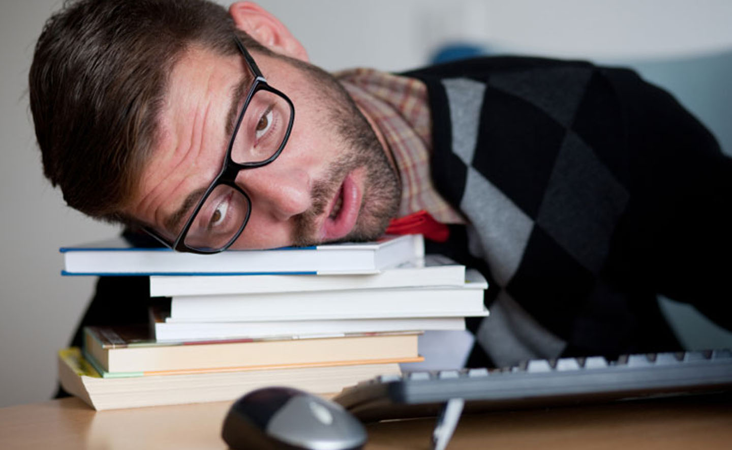 Bạn thấy sách phi hư cấu khó đọc? Có lẽ bạn đang đọc sai cách!