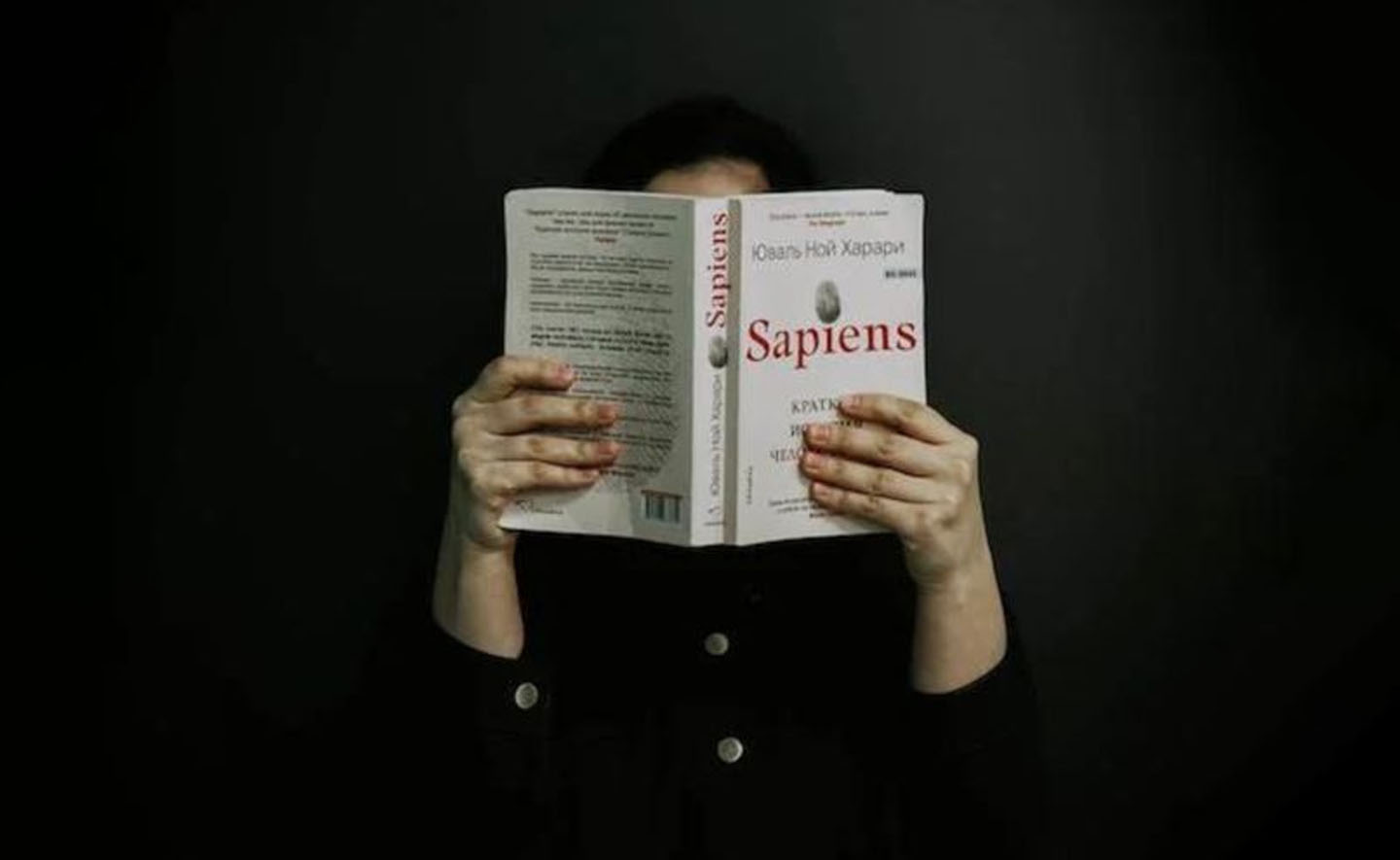 Liệu con người sẽ trở nên “vô dụng” theo quan điểm của Harari?