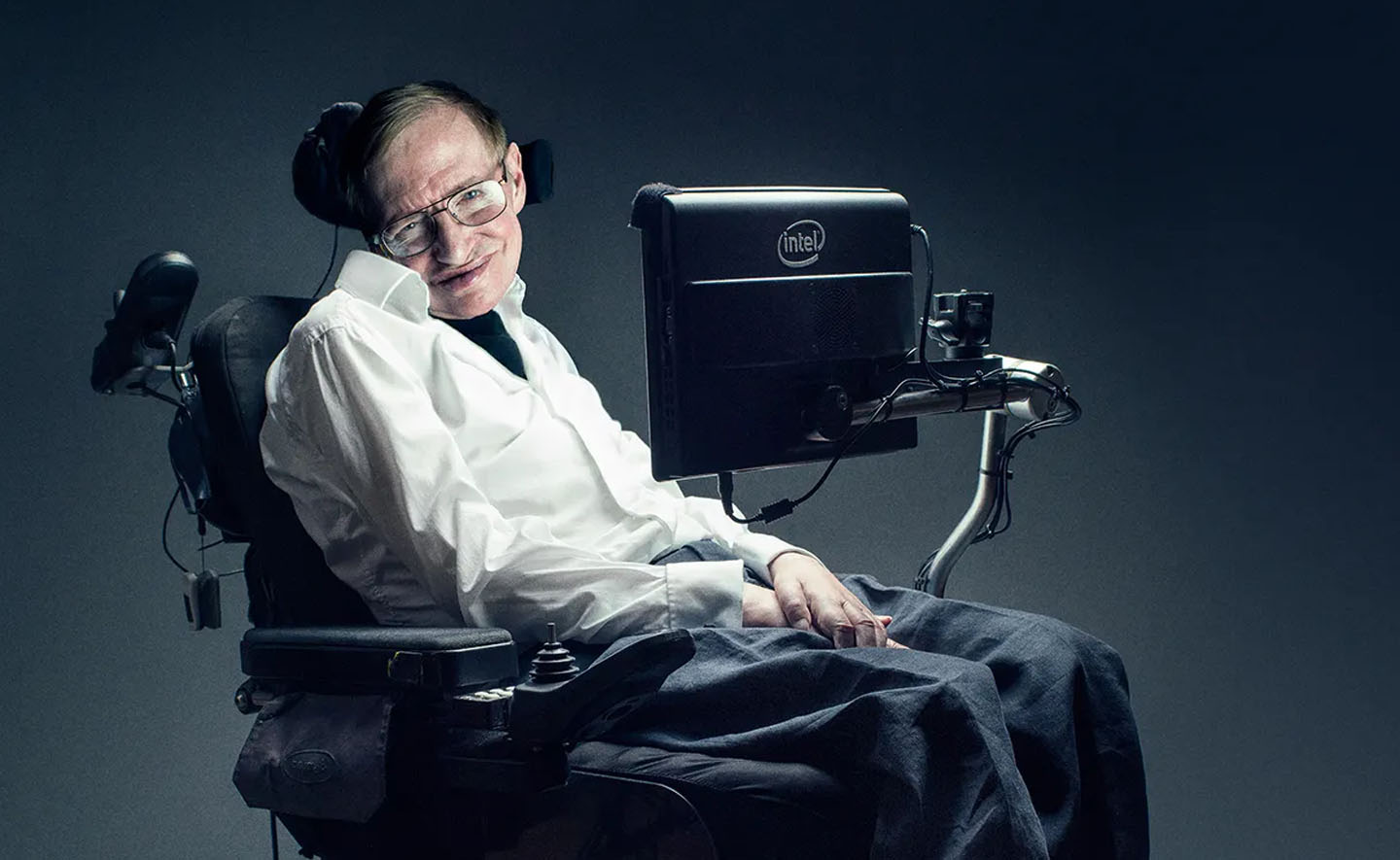 30 câu nói hay nhất của Stephen Hawking sẽ truyền cảm hứng cho bạn