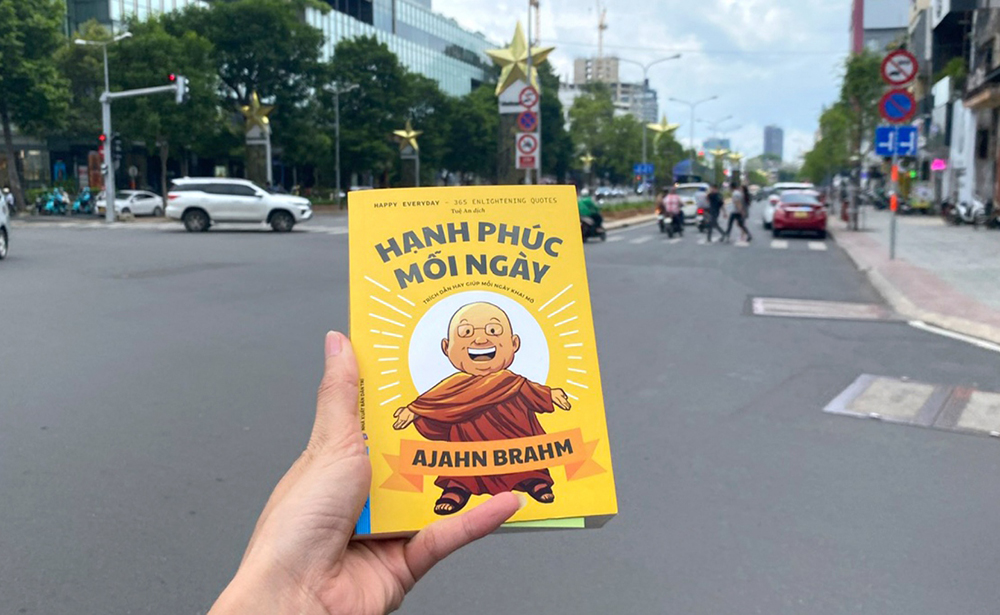 13 lời khuyên từ thiền sư Ajahn Brahm để có cuộc sống hạnh phúc hơn mỗi ngày