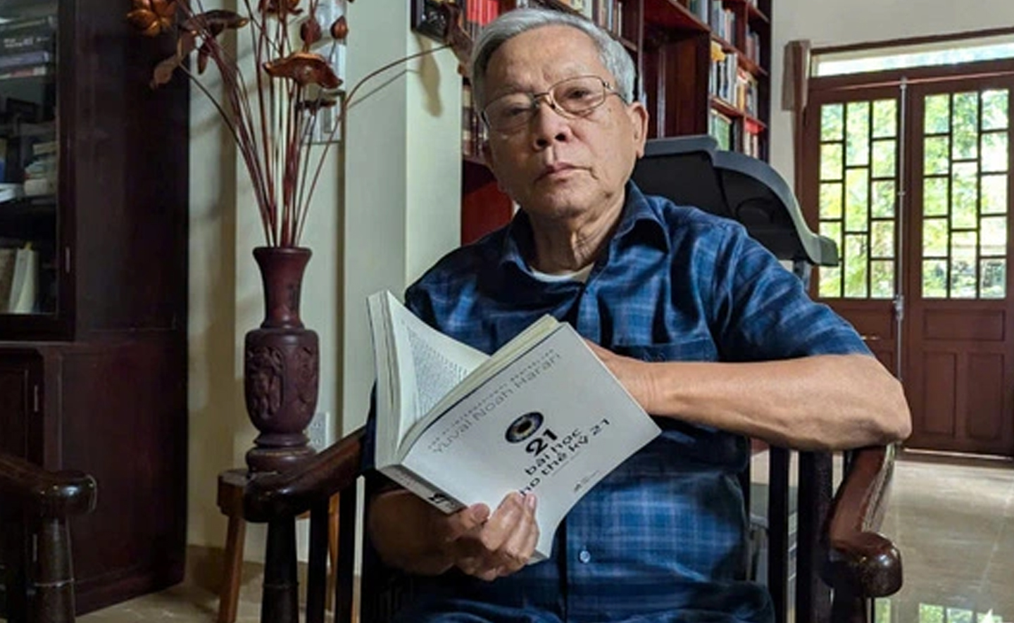Nhà thơ Nguyễn Khoa Điềm: 