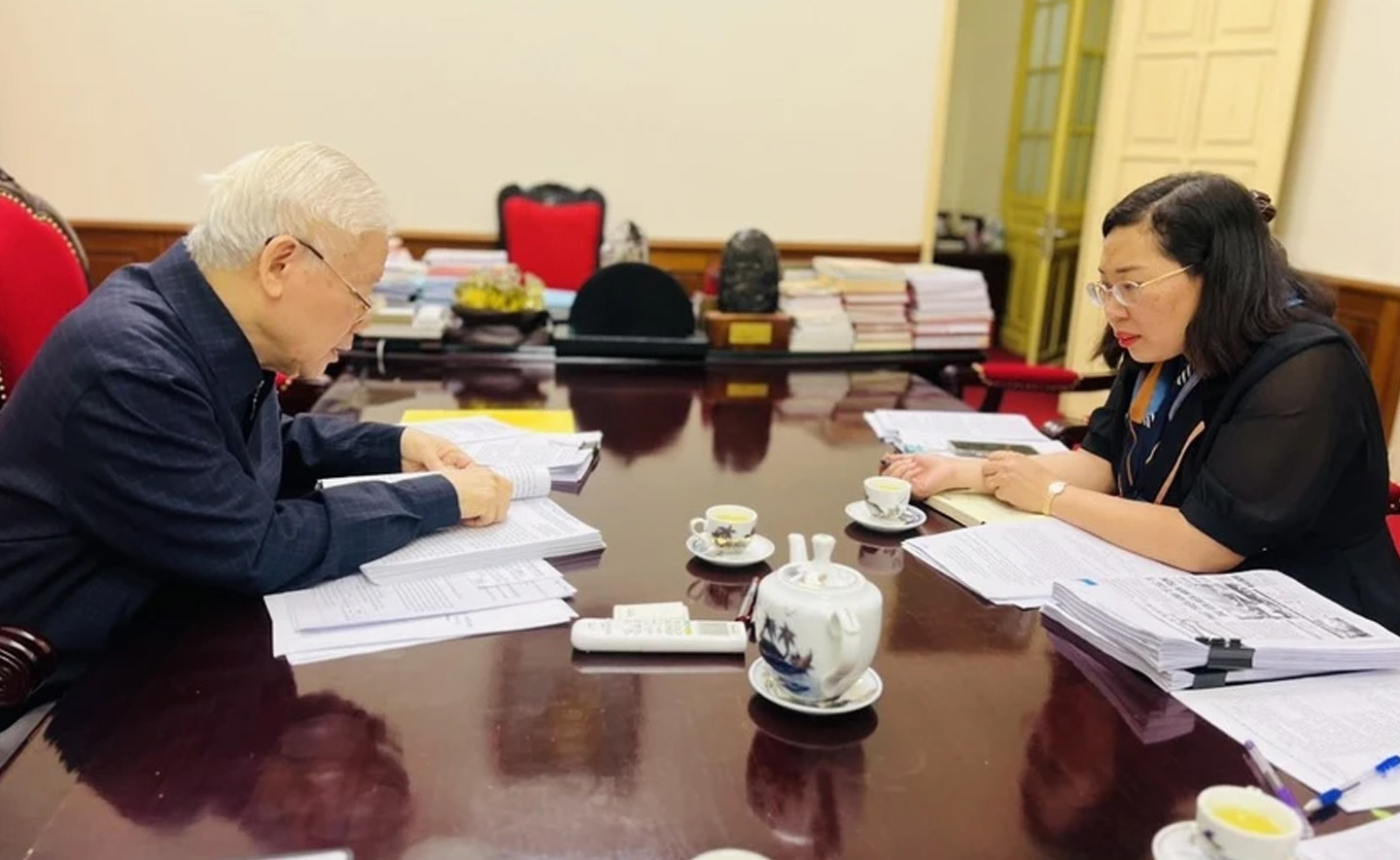 Ba lần gặp Tổng bí thư và bài học quý cho người biên tập sách