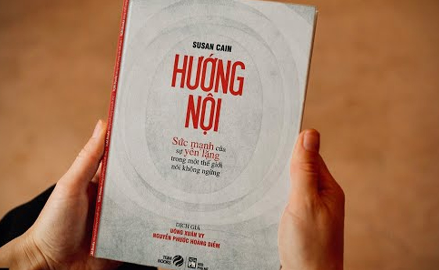 10 bài học từ cuốn sách “Hướng nội - Sức mạnh của yên lặng trong một thế giới nói không ngừng” 