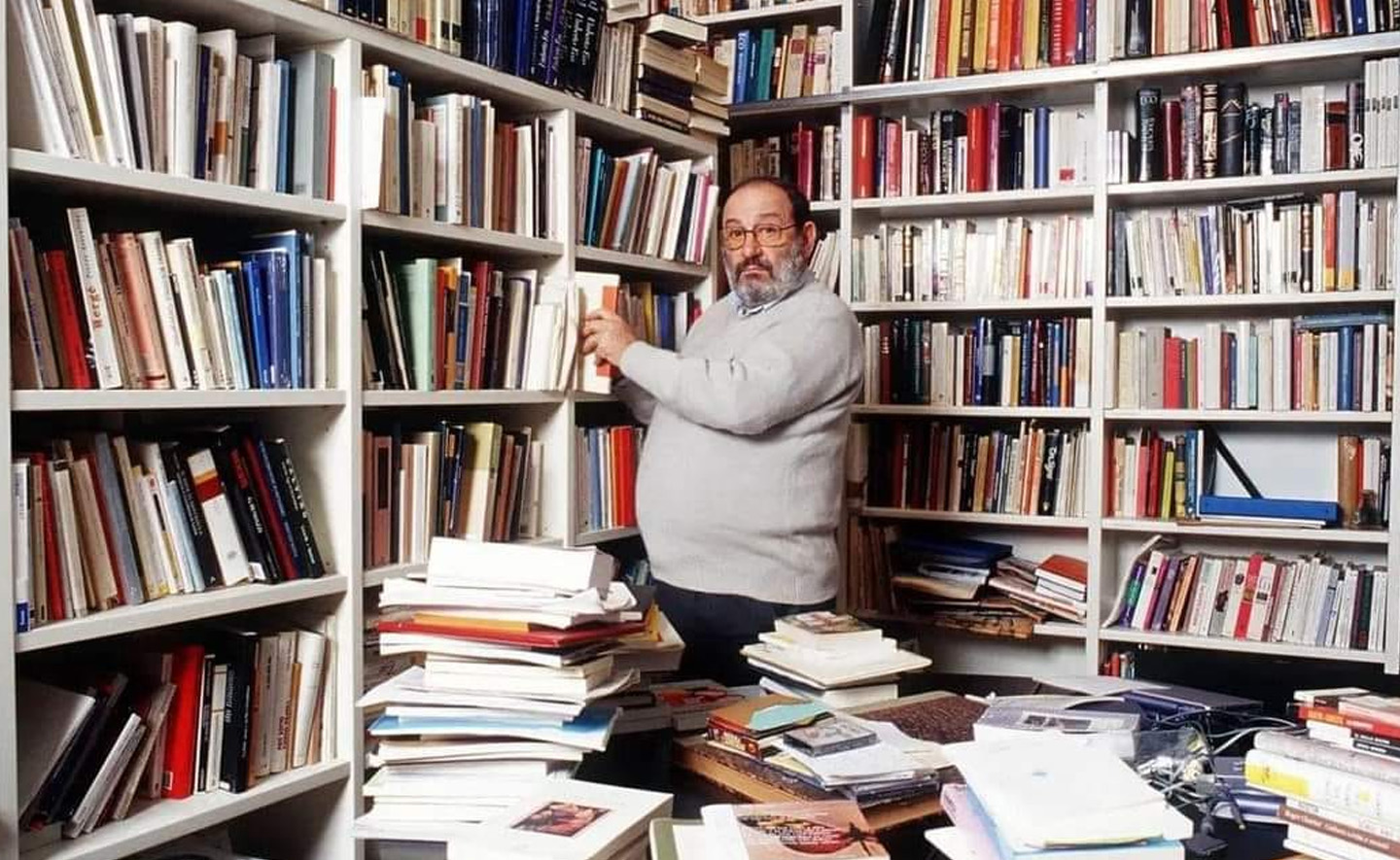 Tác giả Umberto Eco nói gì về thư viện 50.000 cuốn sách tại nhà của mình? 
