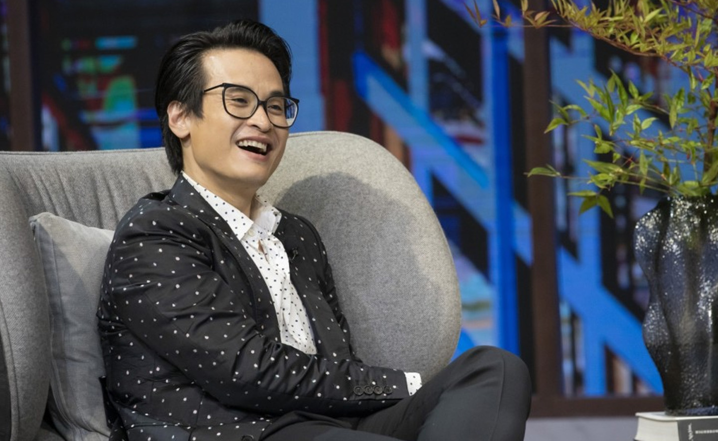 Ca sĩ Hà Anh Tuấn: Sách là không gian tôi đối diện mình