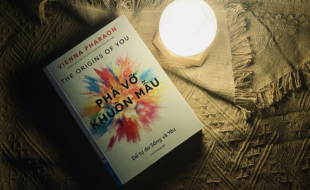 Phá vỡ khuôn mẫu - Cách vượt qua tổn thương để tự do sống và yêu