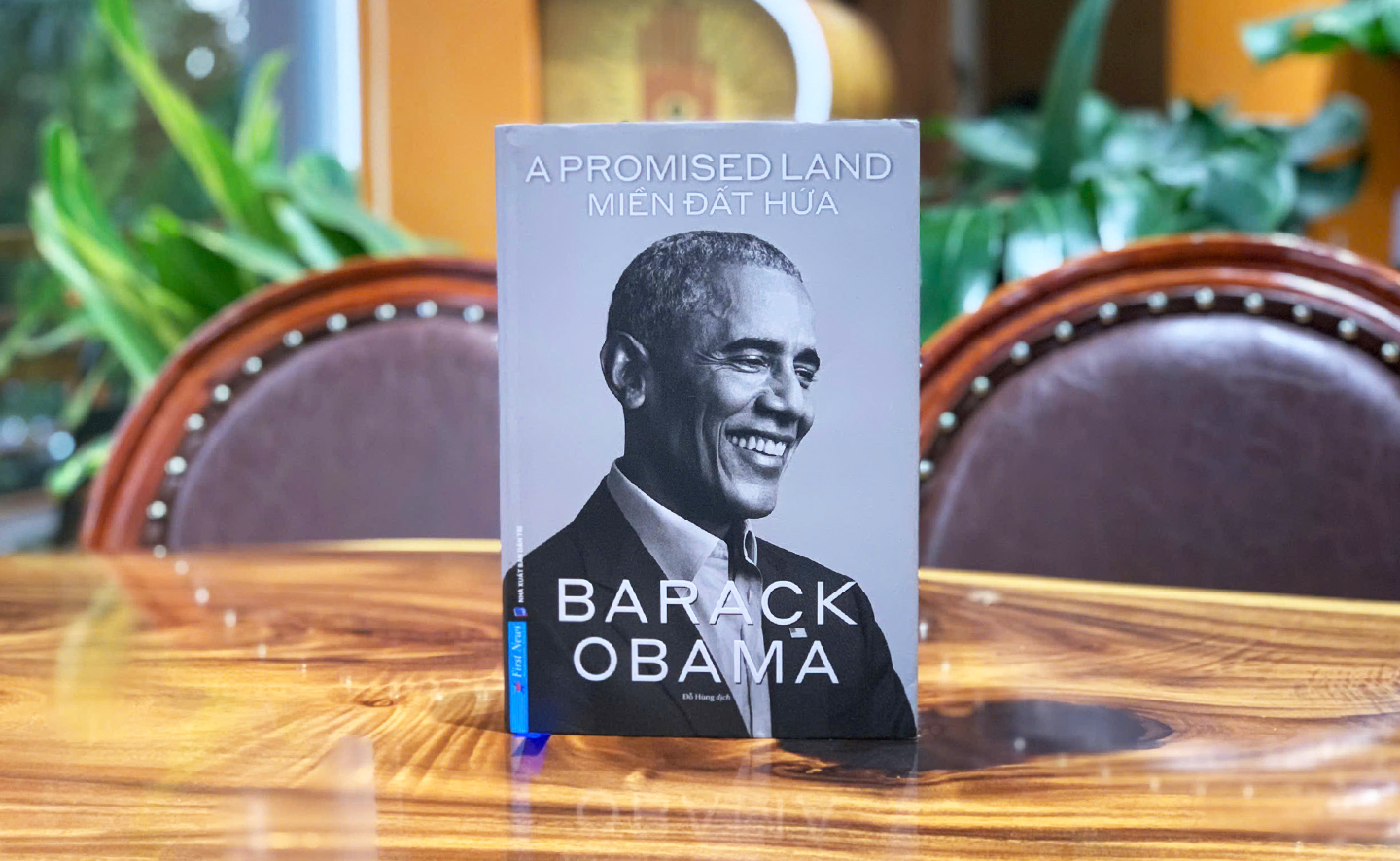 Trước thềm bầu cử tổng thống Mỹ, cùng nhìn lại hành trình của cựu tổng thống Barack Obama qua cuốn hồi ký “A Promised Land