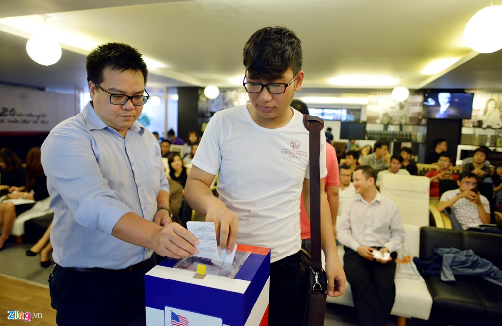 Bầu cử tổng thống Mỹ giả lập tại Hà Nội