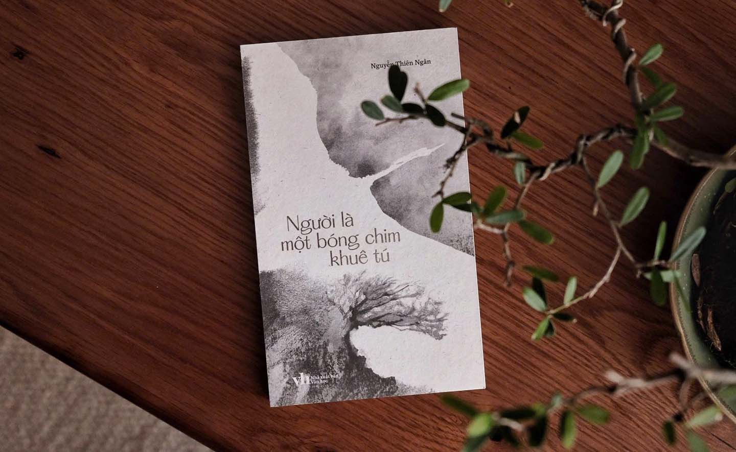 Nguyễn Thiên Ngân ra tập thơ mới sau 7 năm