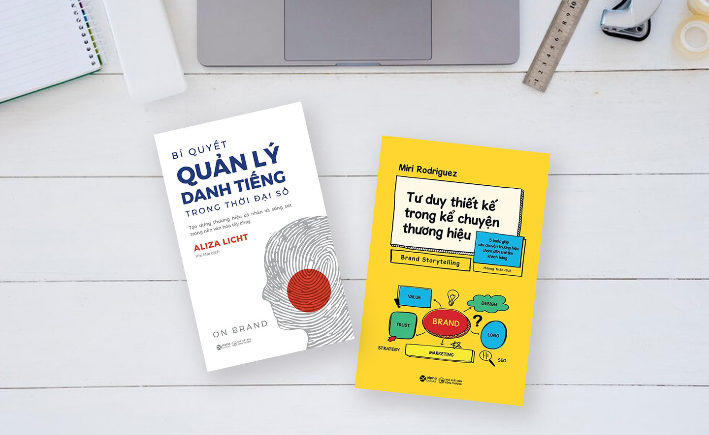 2 cuốn cẩm nang giúp bạn tạo dựng hình ảnh cá nhân và doanh nghiệp một cách bài bản