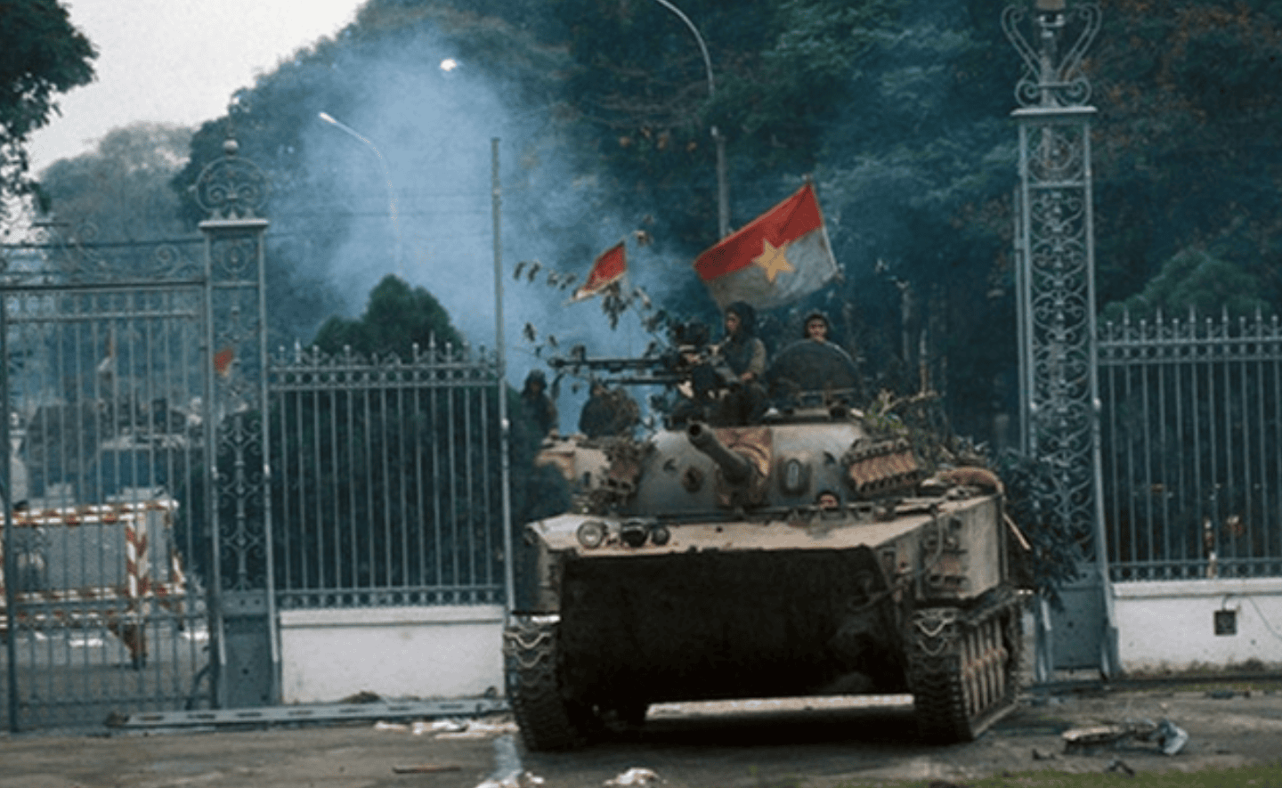 Con đường đến Dinh Độc Lập thật là xa