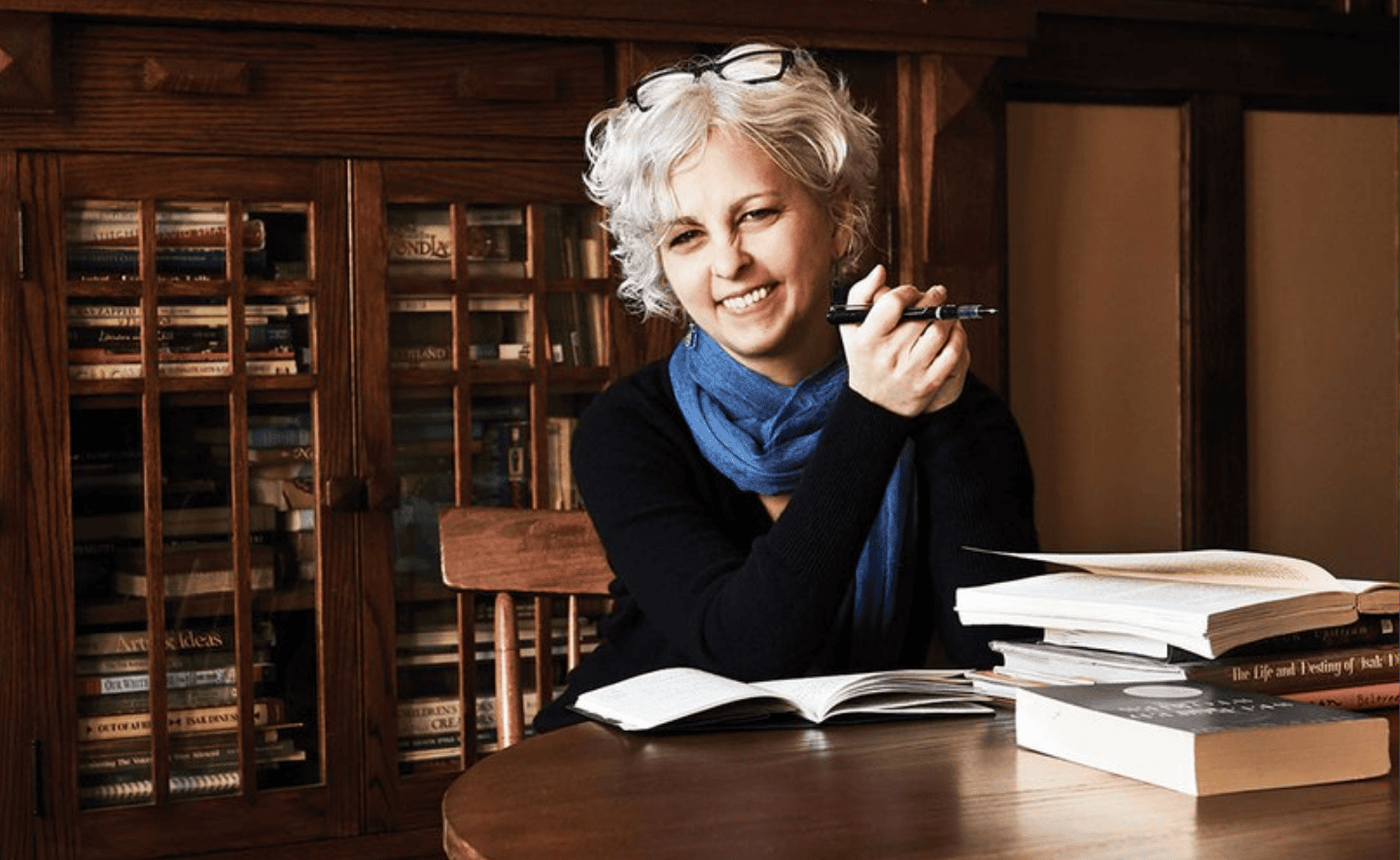 Kate DiCamillo: Hành trình trở thành tác giả bestseller sau 473 lá thư từ chối